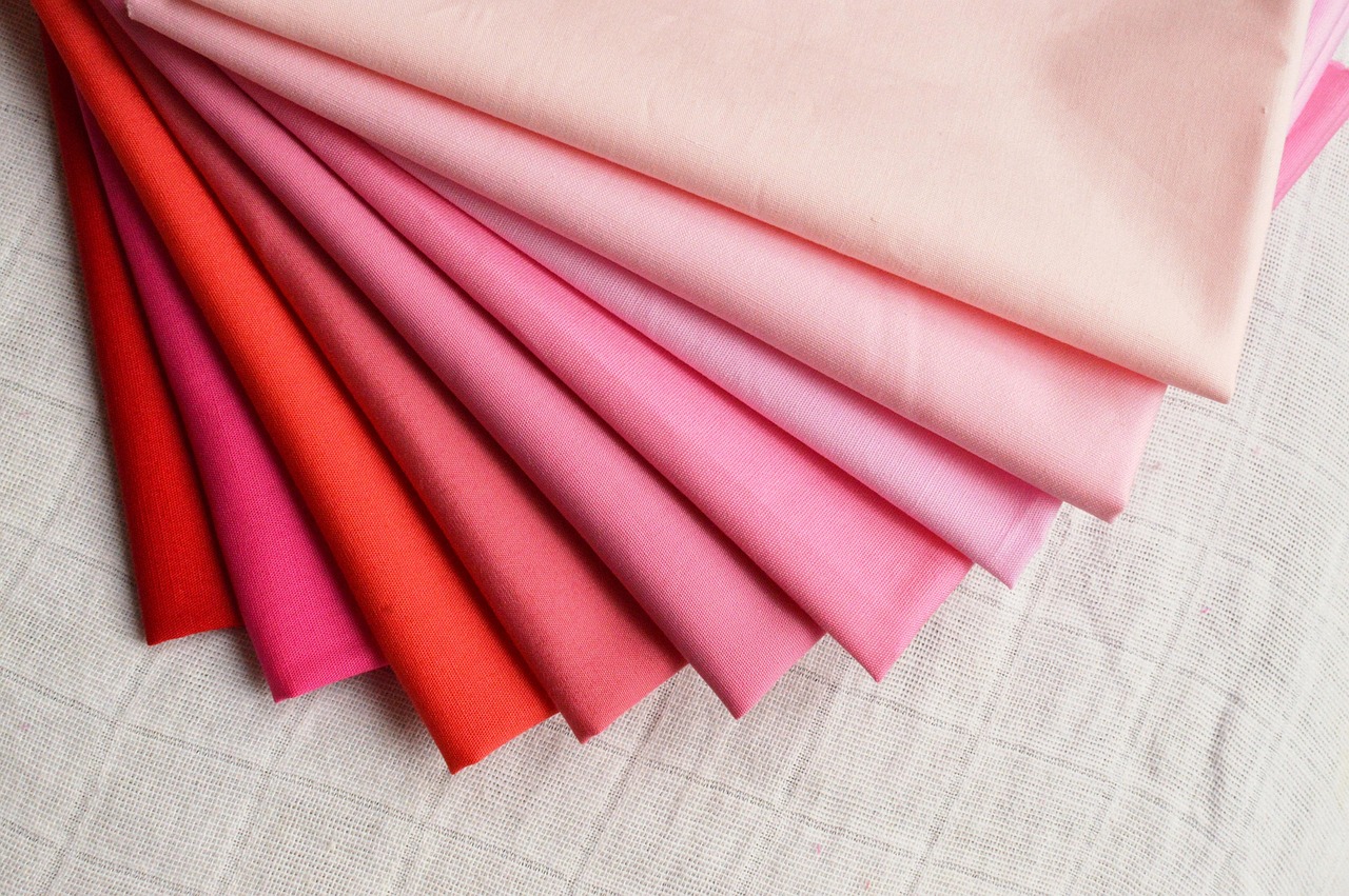gc9e25be0222f53932e308f4d1c1749b0f6981fd2580ada34ac2f2cecb36049a213ec97e5d139eaa4689dddb667ca7d9b39d92fef03e9b869a243fbbef3a3a3ff_1280-4676415 cotton, pink cloth, red cloth, cloth, cotton, cotton, pink cloth, cloth, cloth, cloth, cloth, cloth